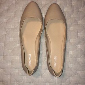 NWT NINE WEST FLATS